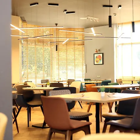 Holiday Inn Basingstoke By Ihg-2